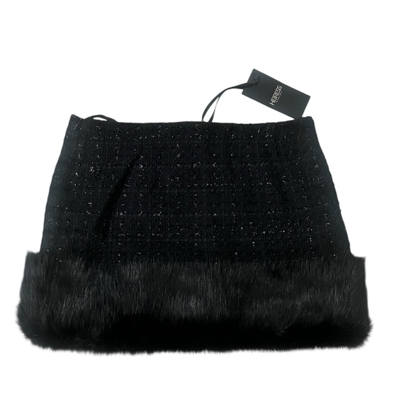 Heiress Beverly Hills Tweed Faux Fur Mini Skirt Black โ Size S NWT - Picture 2 of 7